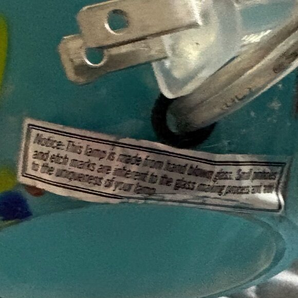 Charleston Home 18-inch Yoselin Blue & Swirled Handblown Glass Lamp with Shade - Picture 6 of 10